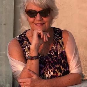 Meet your Posher, Brenda